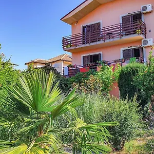 https://apartments-marinici-rijeka.primorje-gorskikotar.com